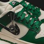 nike dunk lottery green